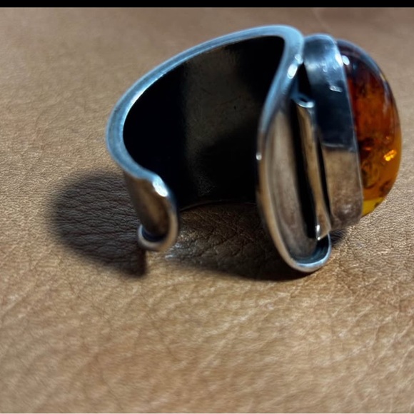 Unique Amber & Silver Ring - Picture 3 of 9